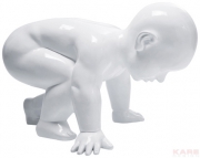 Deco Figurine Climbing Baby